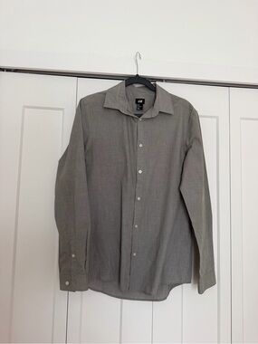 H&M Men's Button-Up Dress Shirt in Light Gray